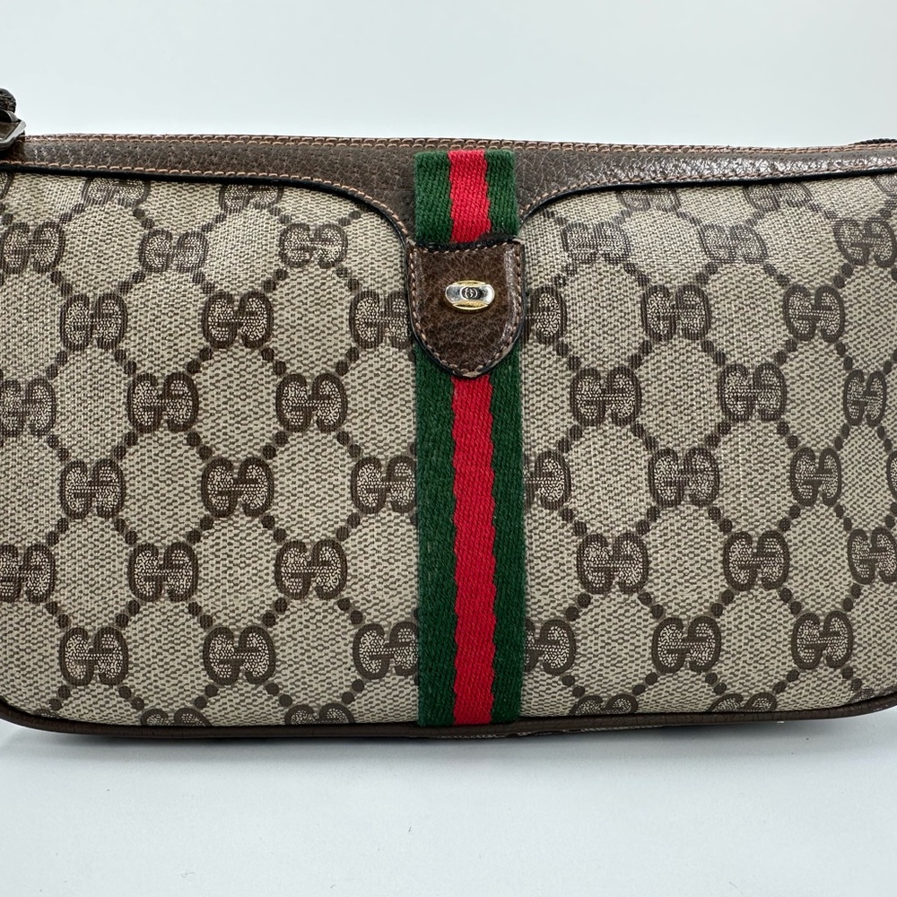 SOLD Pre-owned Authentic Gucci Vintage Crossbody Purse, Excellent Condition
